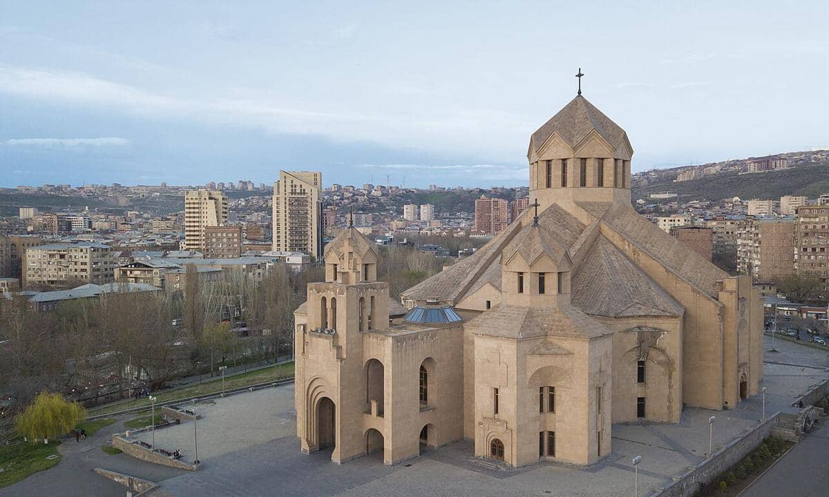 potret Katedral Yerevan