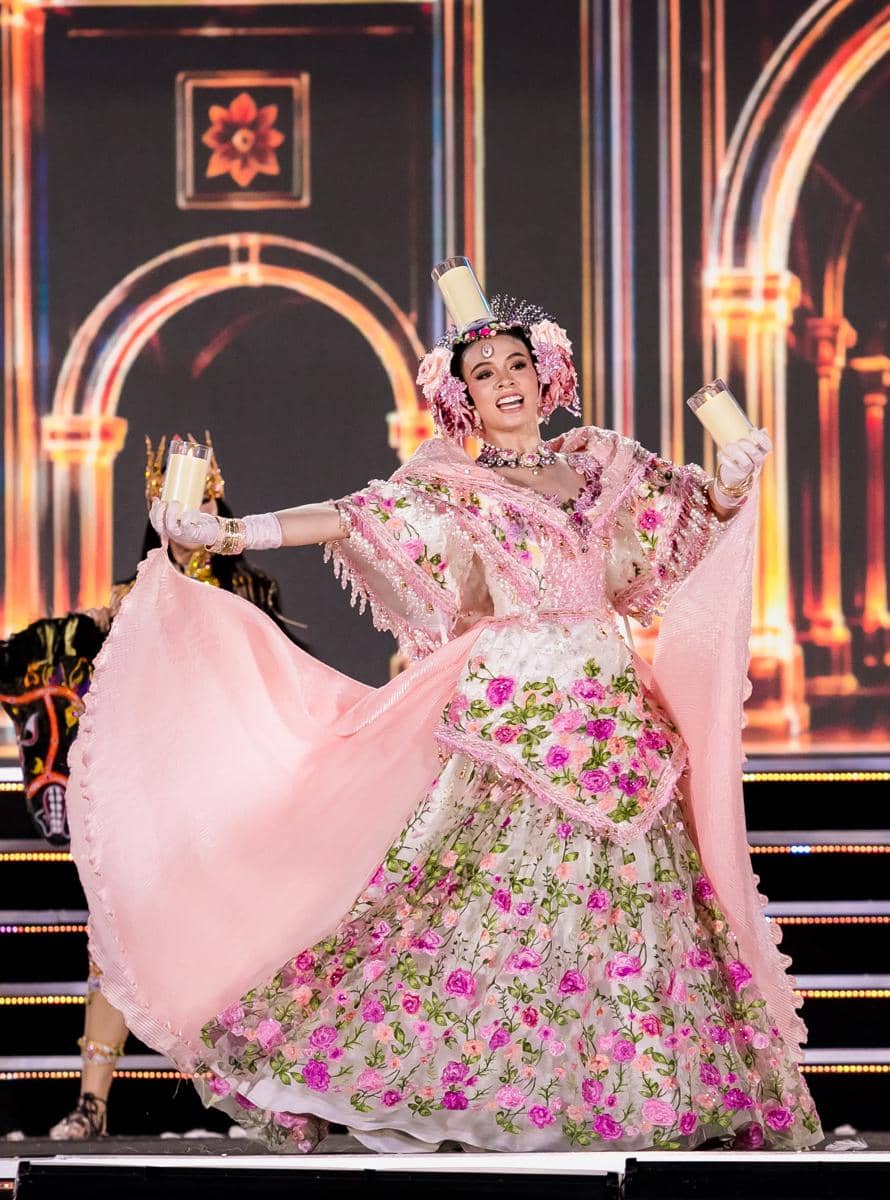 Miss Filipina di Dances of The World Miss World 2026 