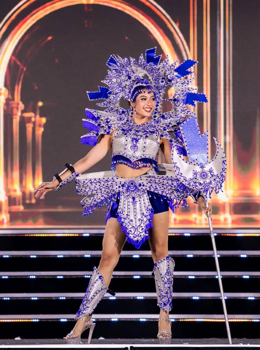 Miss Singapura di Dances of The World Miss World 2026