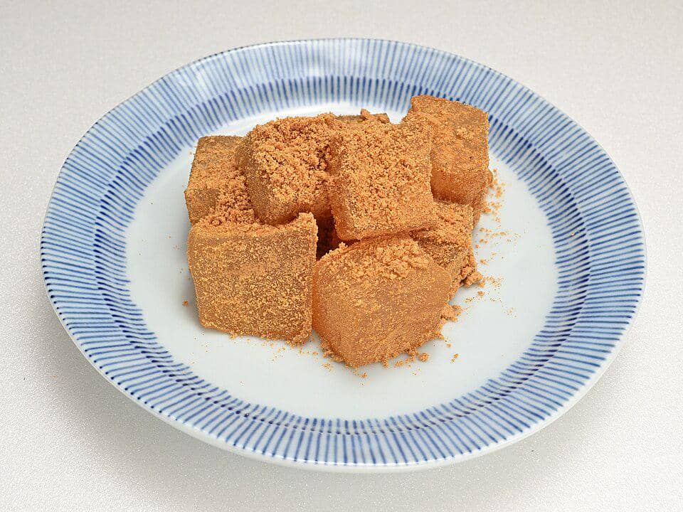 Warabi Mochi, Camilan Khas Jepang yang Kenyal dan Unik