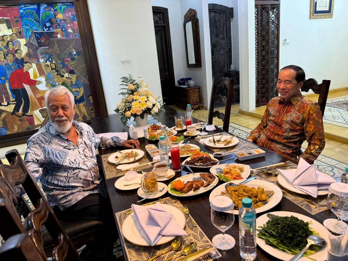 Perdana Menteri (PM) Timor Leste Xanana Gusmao mengunjungi kediaman Presiden ke-7 RI Joko Widodo (Jokowi) di Solo, Jawa Tengah, Jumat (4/9/2