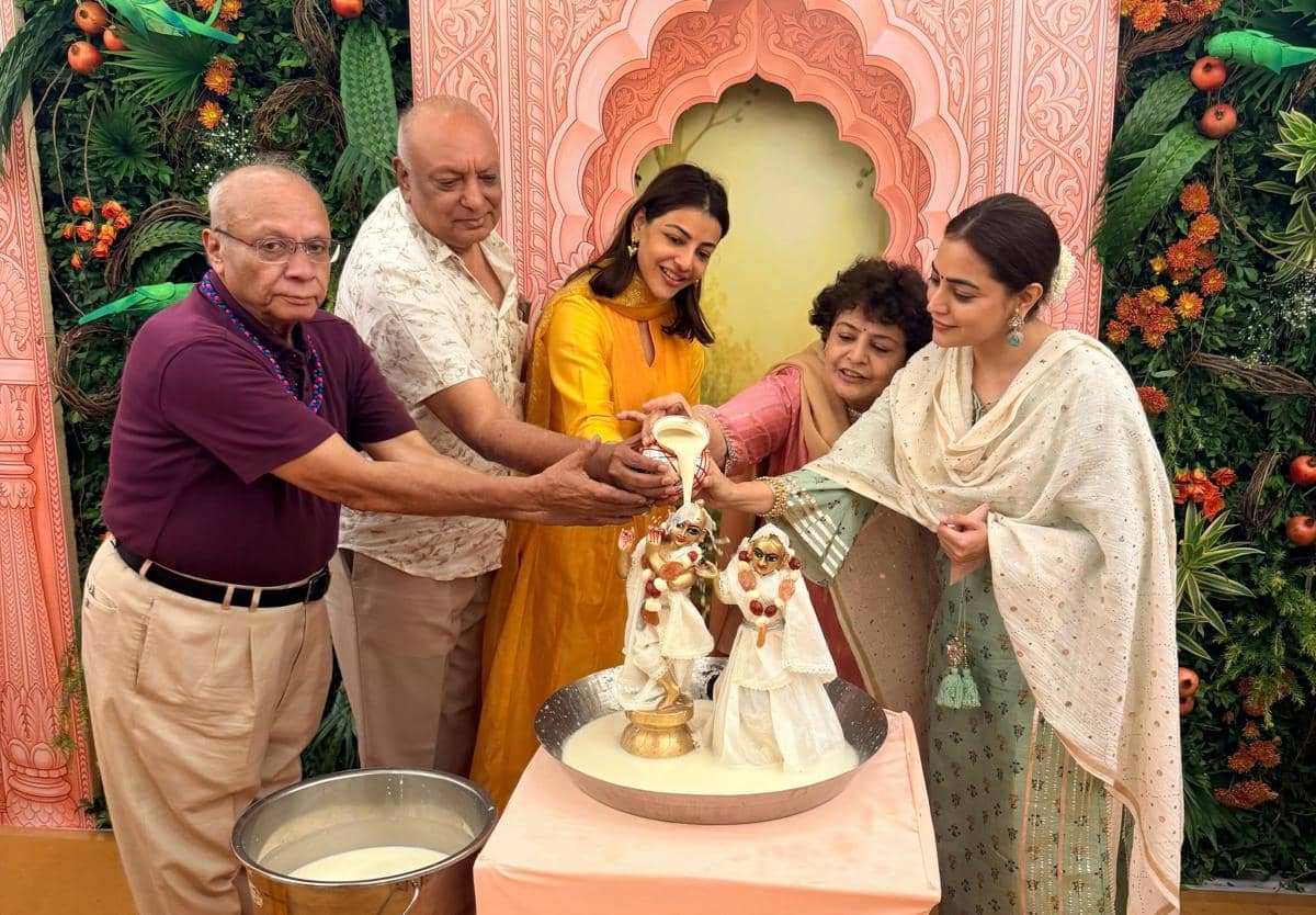 8 Artis India Rayakan Janmashtami, Ada Kajal Aggarwal