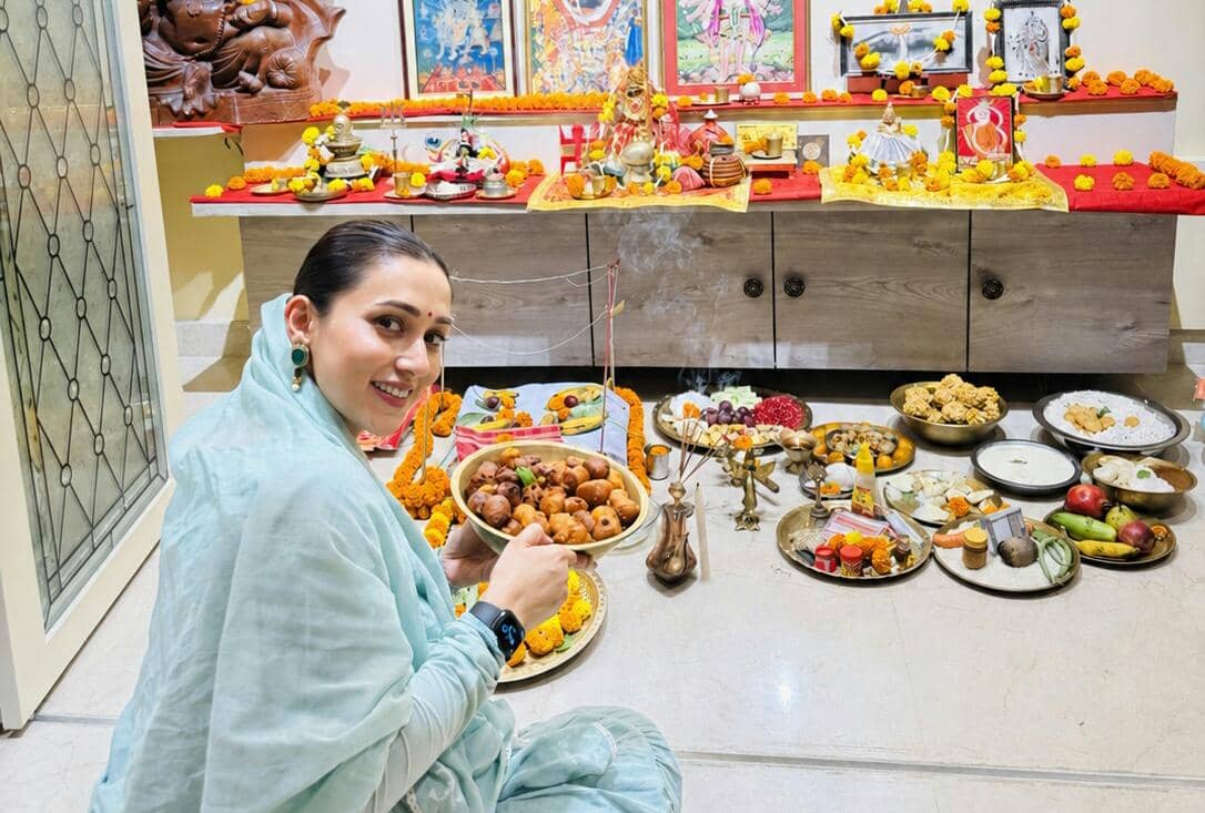 Keseruan Mimi Chakraborty Rayakan Festival Janmashtami
