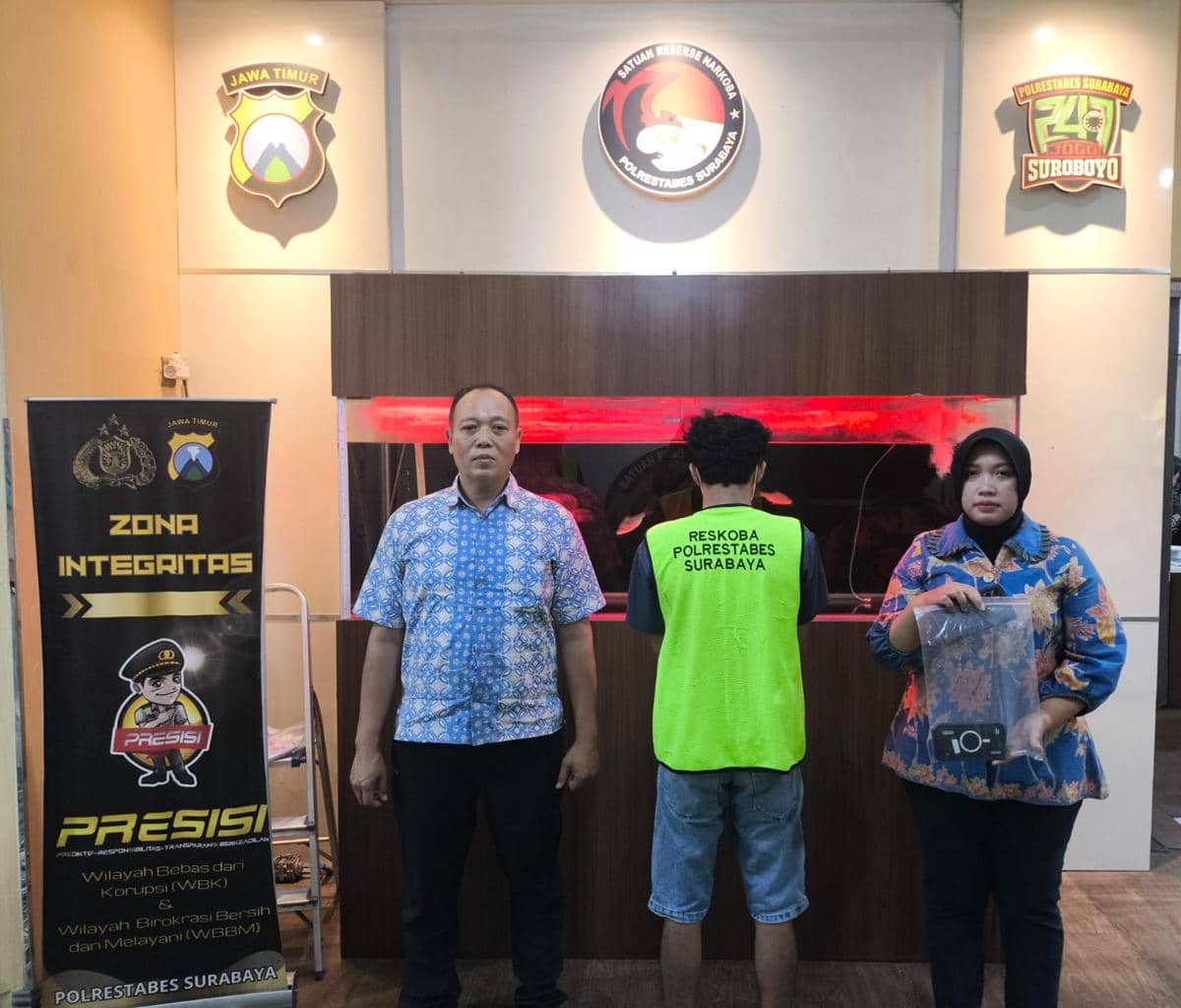 Polisi Grebek Kontrakan di Surabaya Diduga Jadi Bisnis Sabu