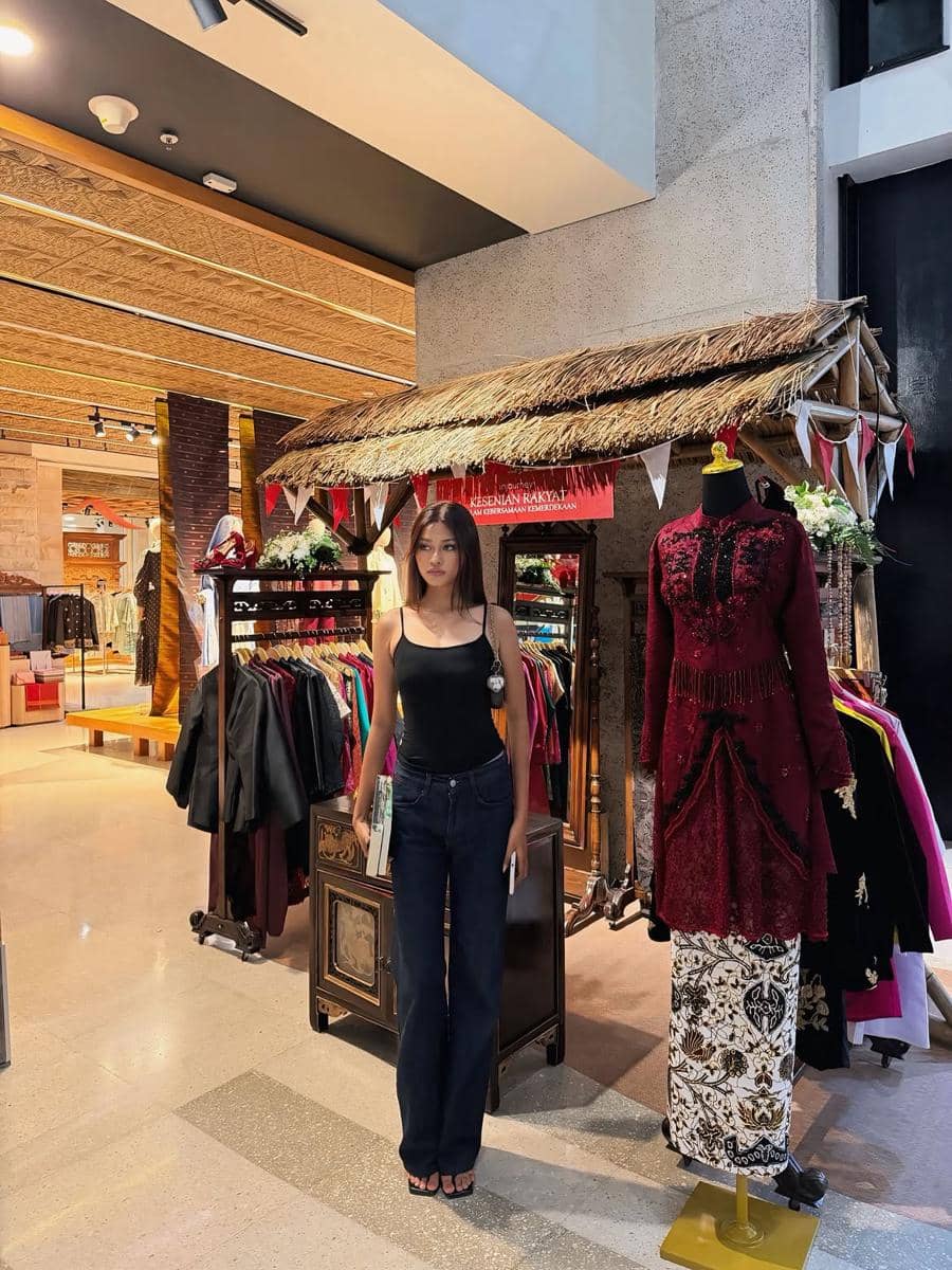 Potret Miss Earth Indonesia 2026 Puan Pinayongan