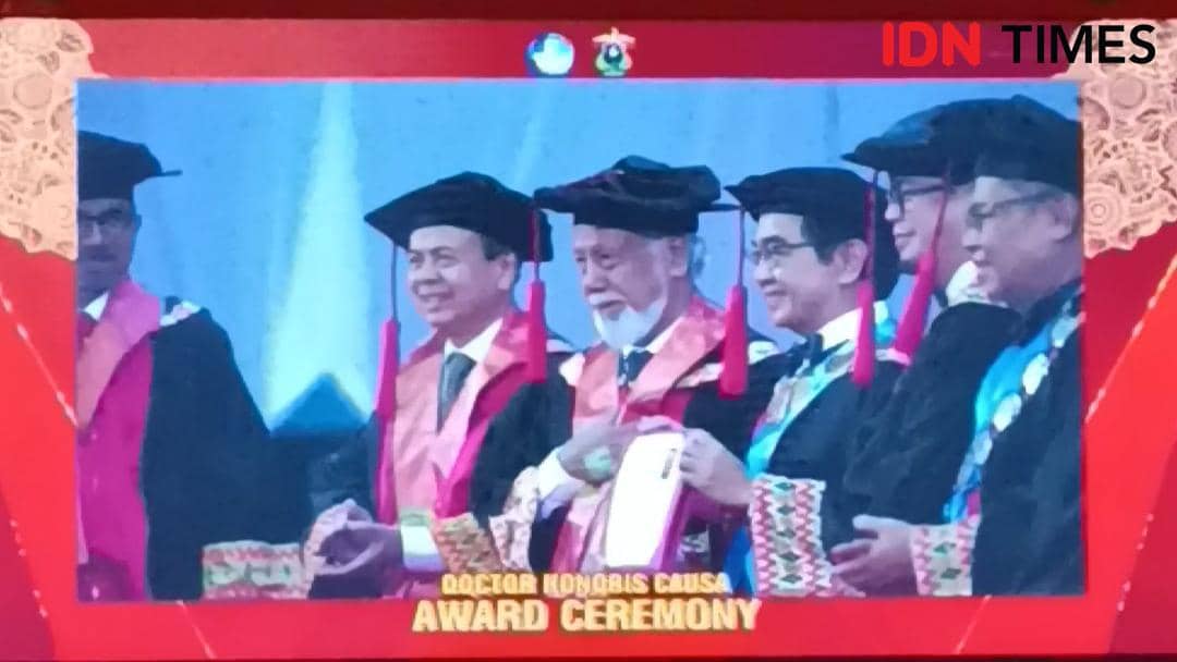 Unhas Anugerahkan Gelar Doktor Honoris Causa kepada Xanana Gusmao