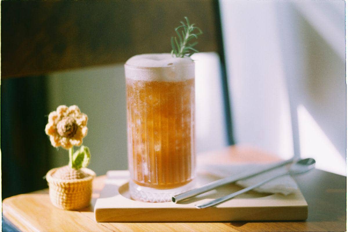 Resep Iced Hojicha Cheese Foam ala Cafe, Gurih Smokey-nya Nagih!