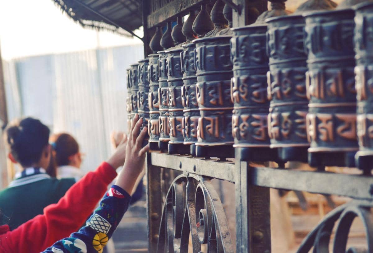 Potret prayer wheels Tibet