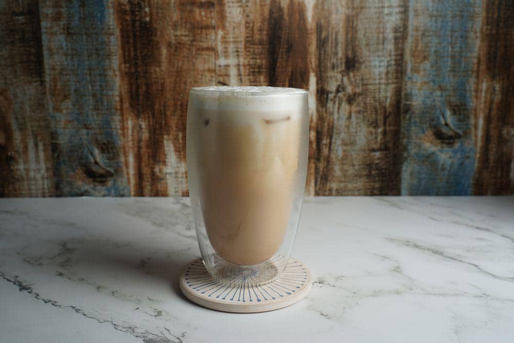 5 Rempah yang Cocok Dipadukan dengan Hojicha Latte, Lebih Berkarakter!