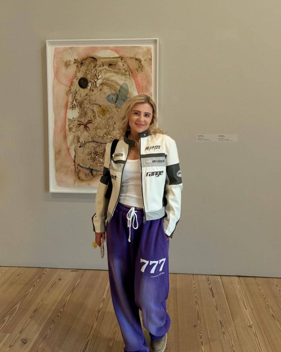 Ide OOTD ala Veronica Leahov 