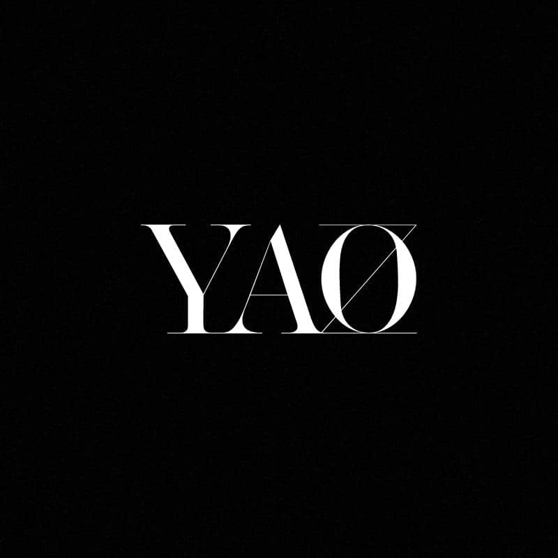 Logo YAO, supergrup yang beranggotakan Awich, ONE OK ROCK, Paledusk, dan CHICO CARLITO dalam proyek musik ini.