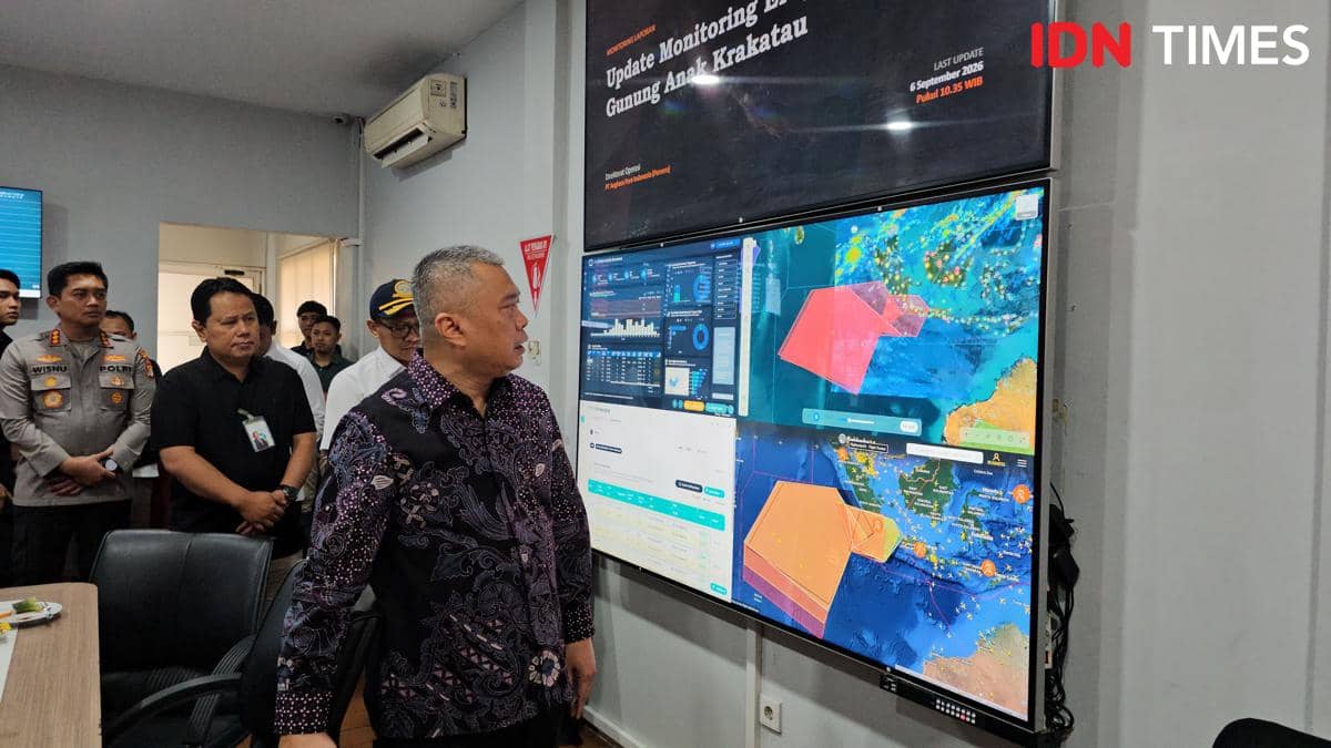 Pantau Bandara Soetta, Menhub: Paper Tes Masih Positif Abu Vulkanik