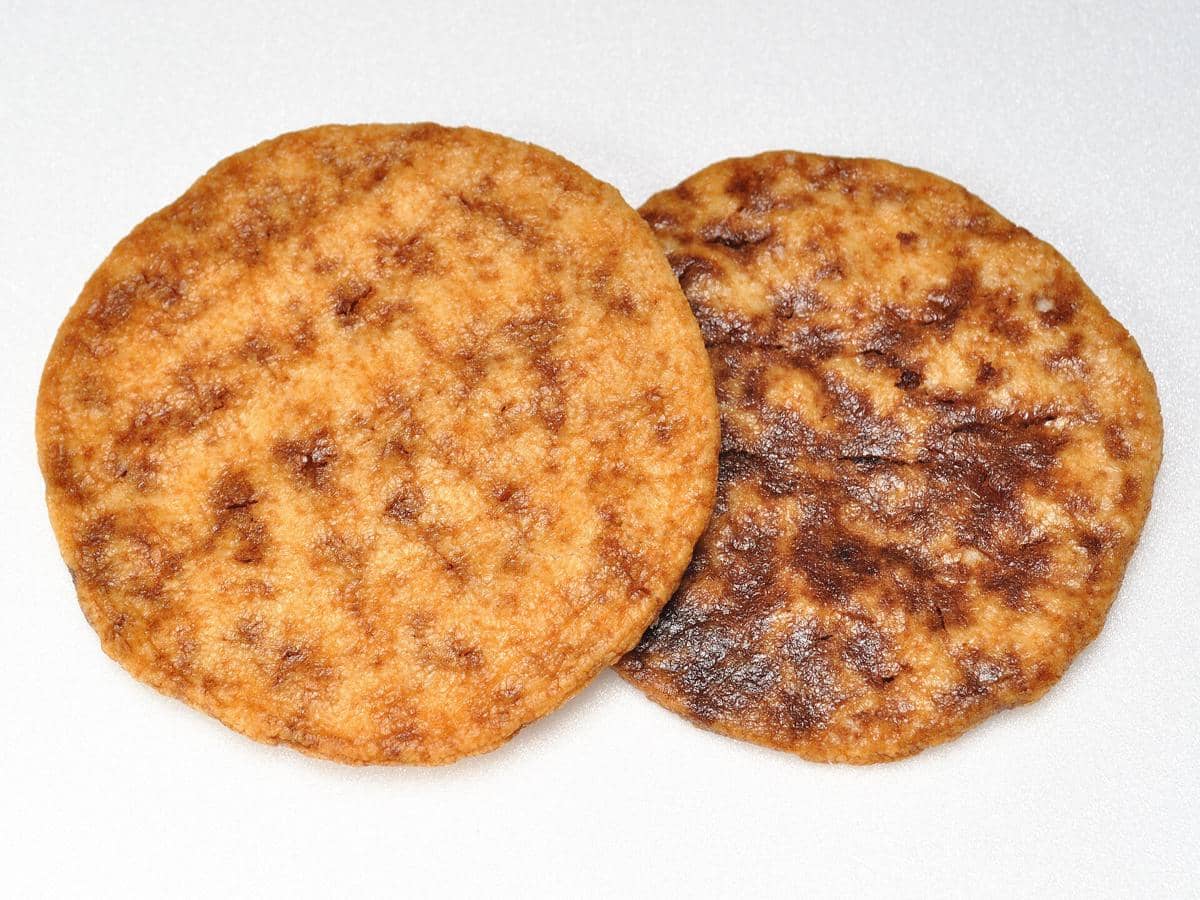 ilustrasi shoyu senbei