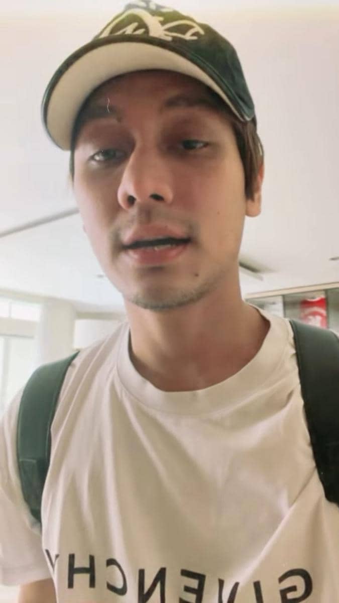 Potret Rizky Billar saat perjalanannya terdampak penutupan bandara akibat erupsi Gunung Anak Krakatau.
