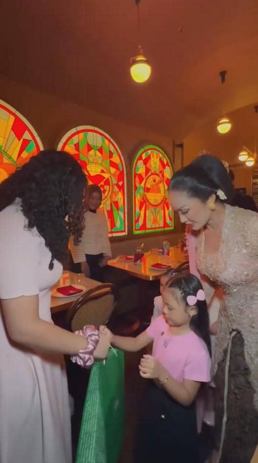 Ulang Tahun ke-15 Amora Lemos (instagram.com/krisdayantilemos)