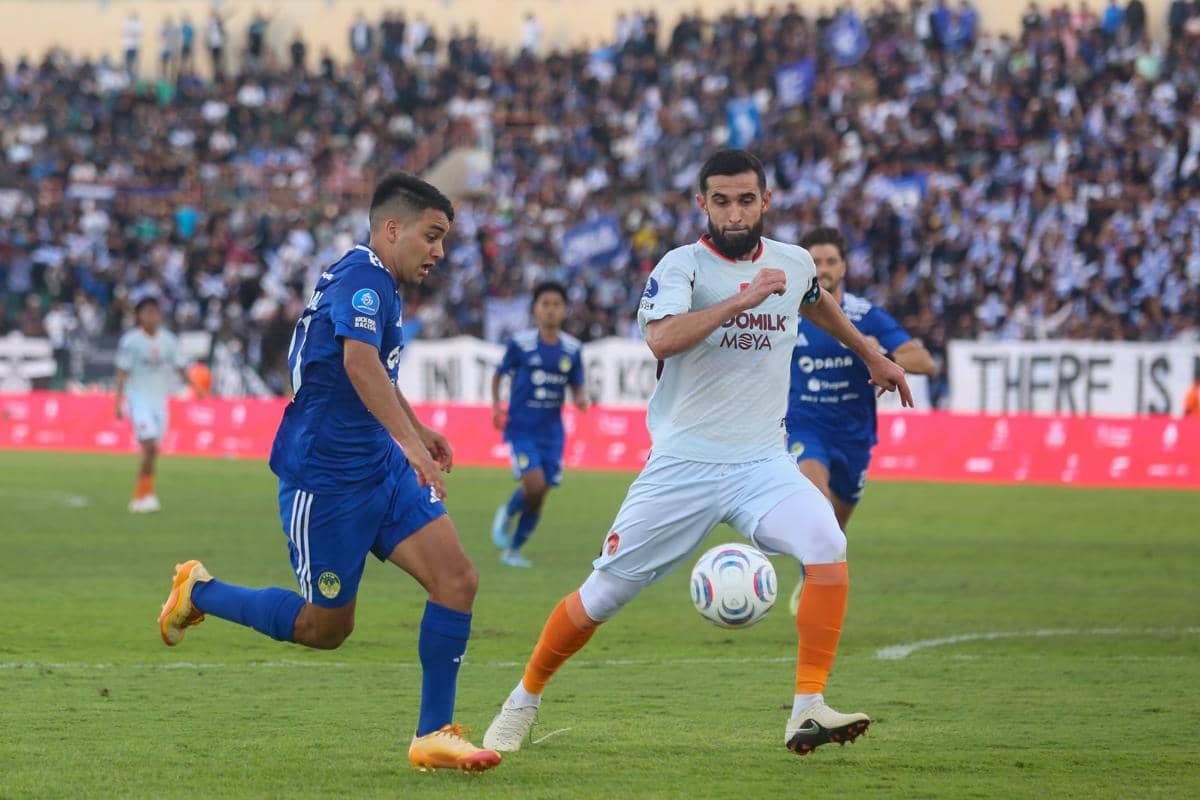 PSIM Jogja Ditahan Persita, Debut Adrian Purzycki Berbuah Gol