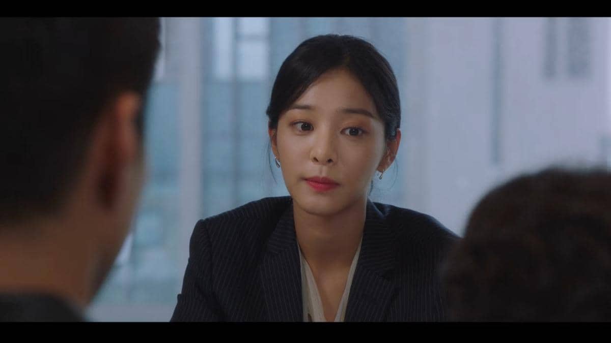 Seol In Ah di drama Record of Youth