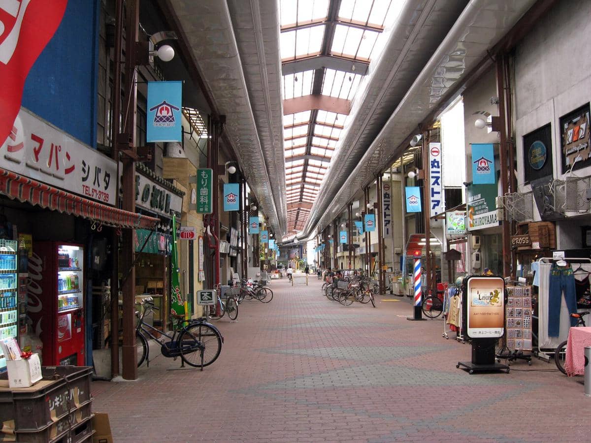 Potret Endoji Shopping Street