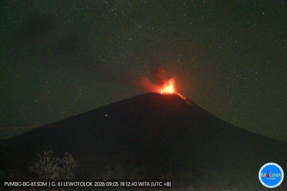 Muntahkan Lava, Gunung Lewotolok di NTT Erupsi Setinggi 600 Meter