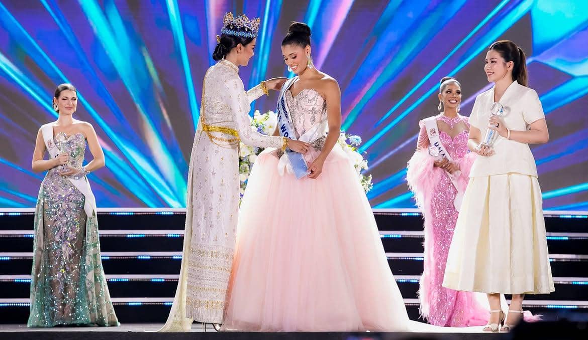 Potret Penobatan Joheirry Mola sebagai Miss World 2026