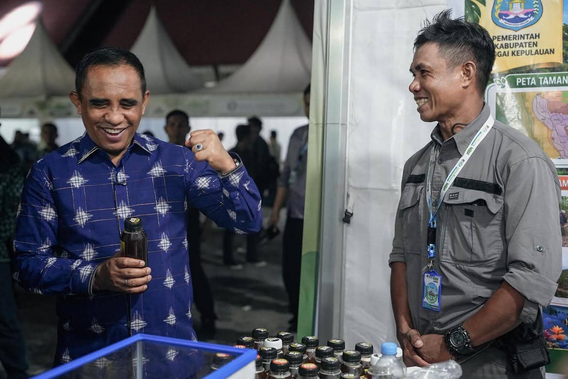 Gubernur Sulawesi Tengah, Anwar Hafid.