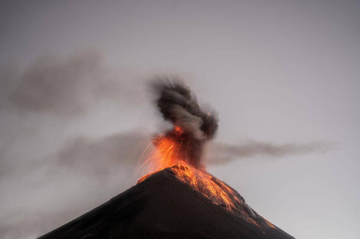 Kenapa Abu Vulkanik Anak Krakatau Berbahaya meski Tipis?