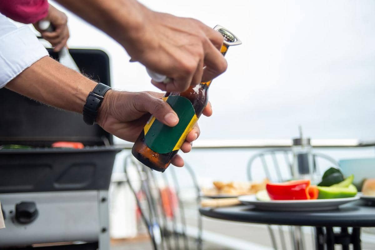 Satu Minuman Alkohol Sehari Bisa Menambah Risiko Berbagai Kanker
