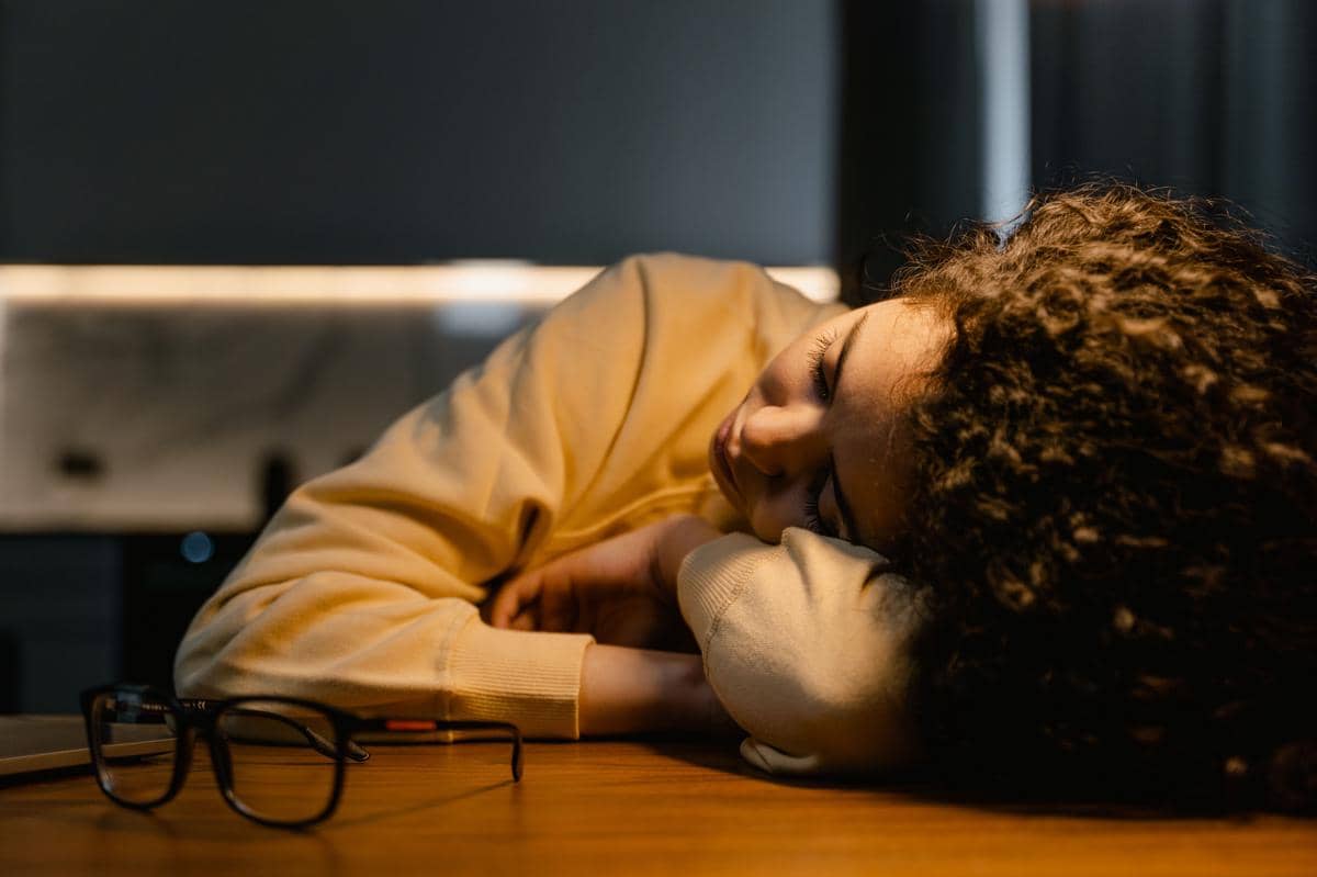 Kerap Dicap Manja, Ini 5 Stereotip yang Sering Dilekatkan ke Gen Z