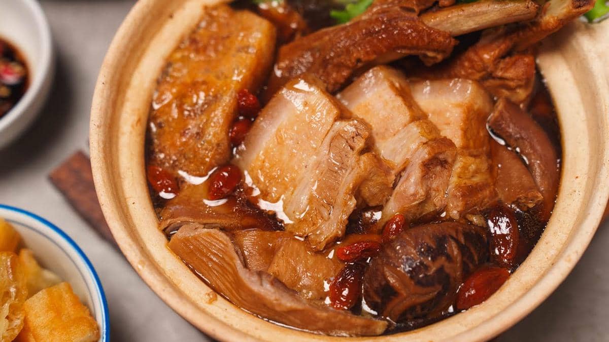 Resep Bak Kut Teh, Sup Iga Babi yang Nikmat Disantap saat Hangat