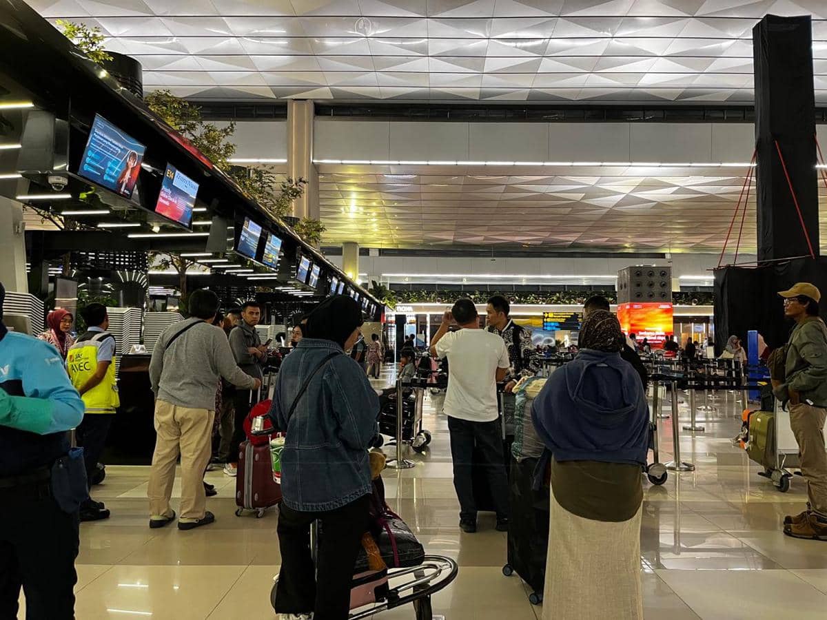Erupsi Anak Krakatau, Bandara Soetta Ditutup hingga Pukul 09.30 WIB