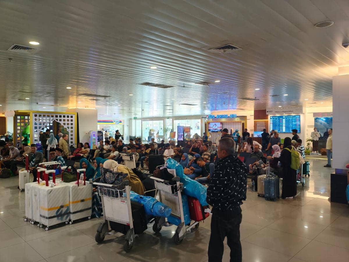 Erupsi Krakatau, 28 Penerbangan di Bandara Semarang Tidak Jalan, Bisa Refund
