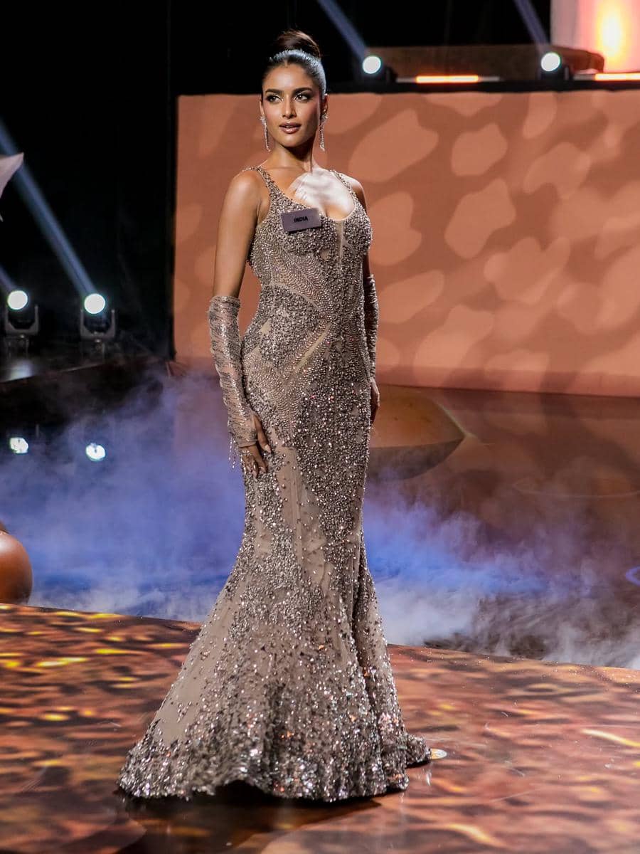 Potret Finalis Asia di World Fashion Designer