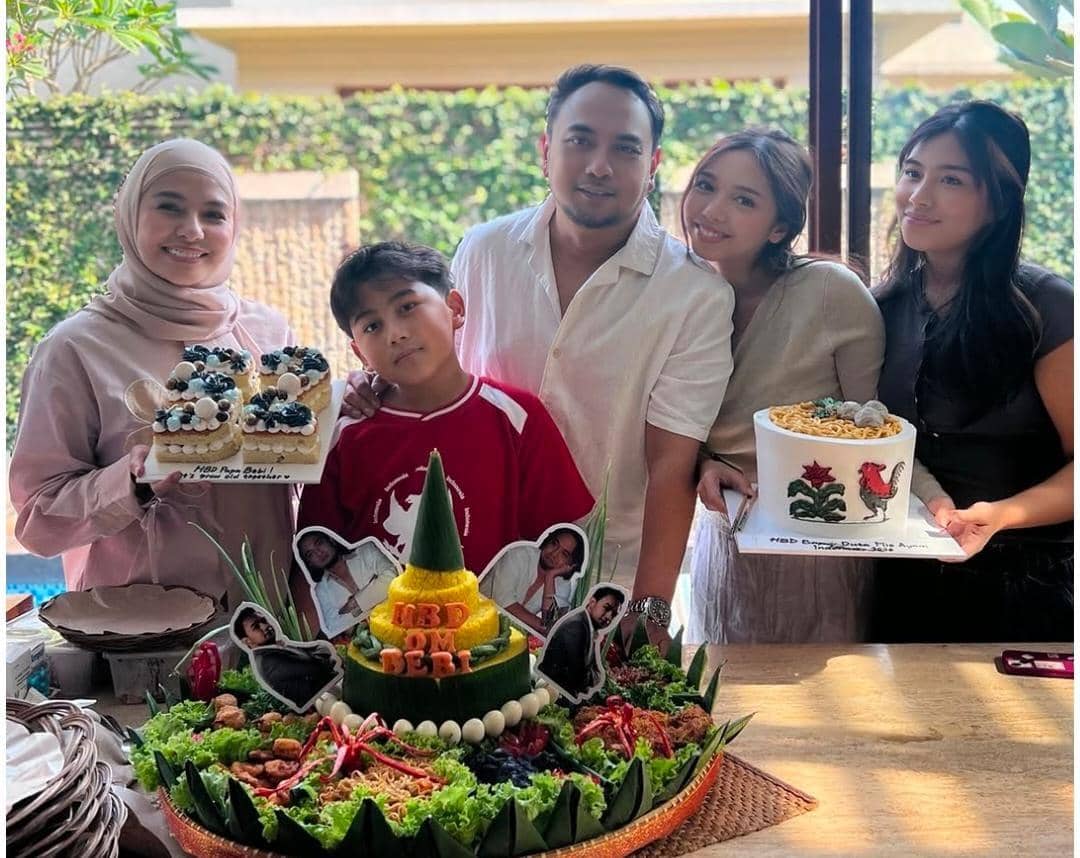 Bebi Romeo ultah ke-52