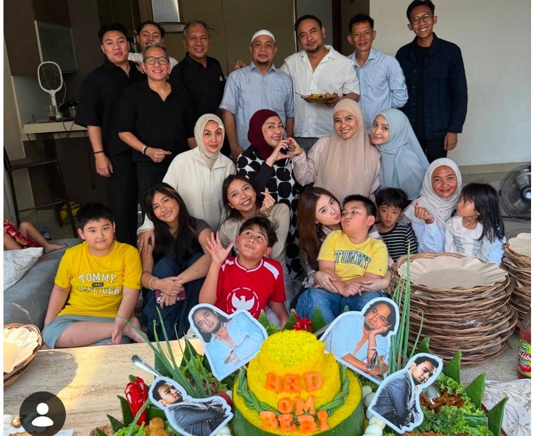 Bebi Romeo ultah ke-52
