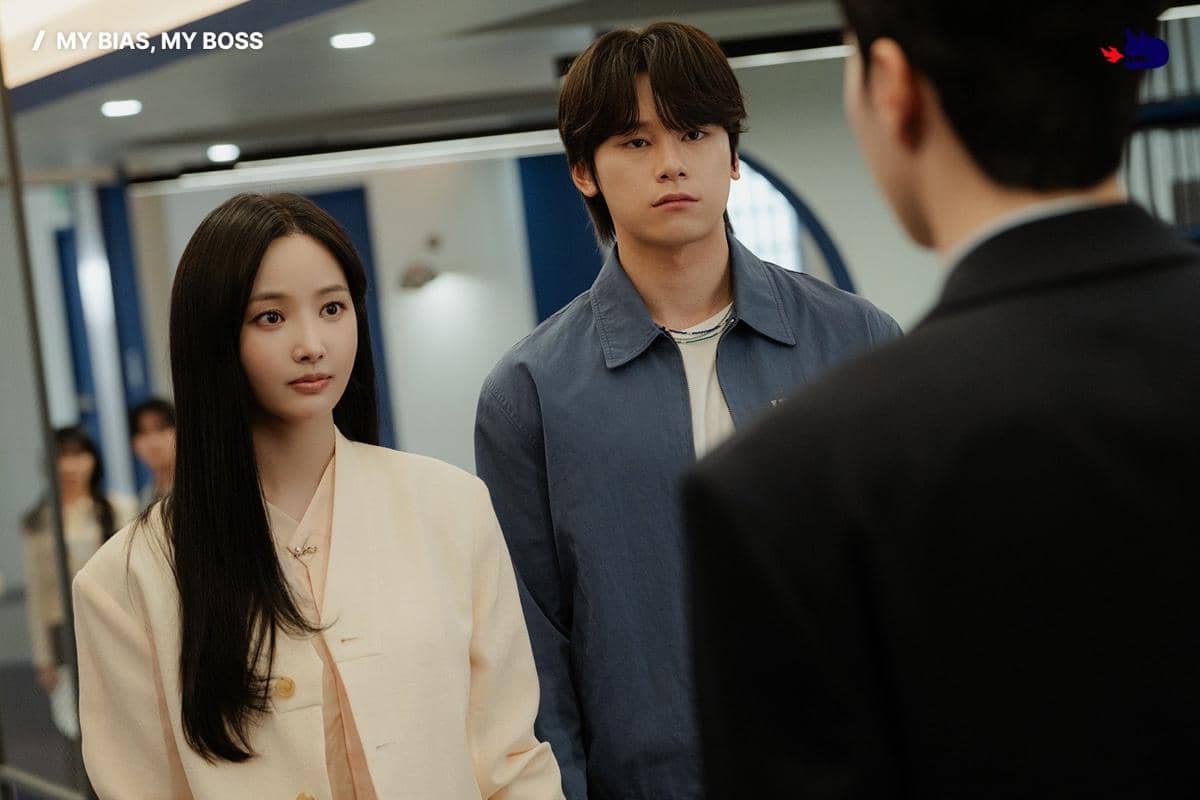 Yeonwoo dan Cha Woo Min di My Bias, My Boss