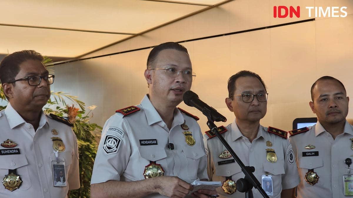 WNA Terjebak Penutupan Bandara Bisa Ajukan ITKT, Ini Syaratnya!