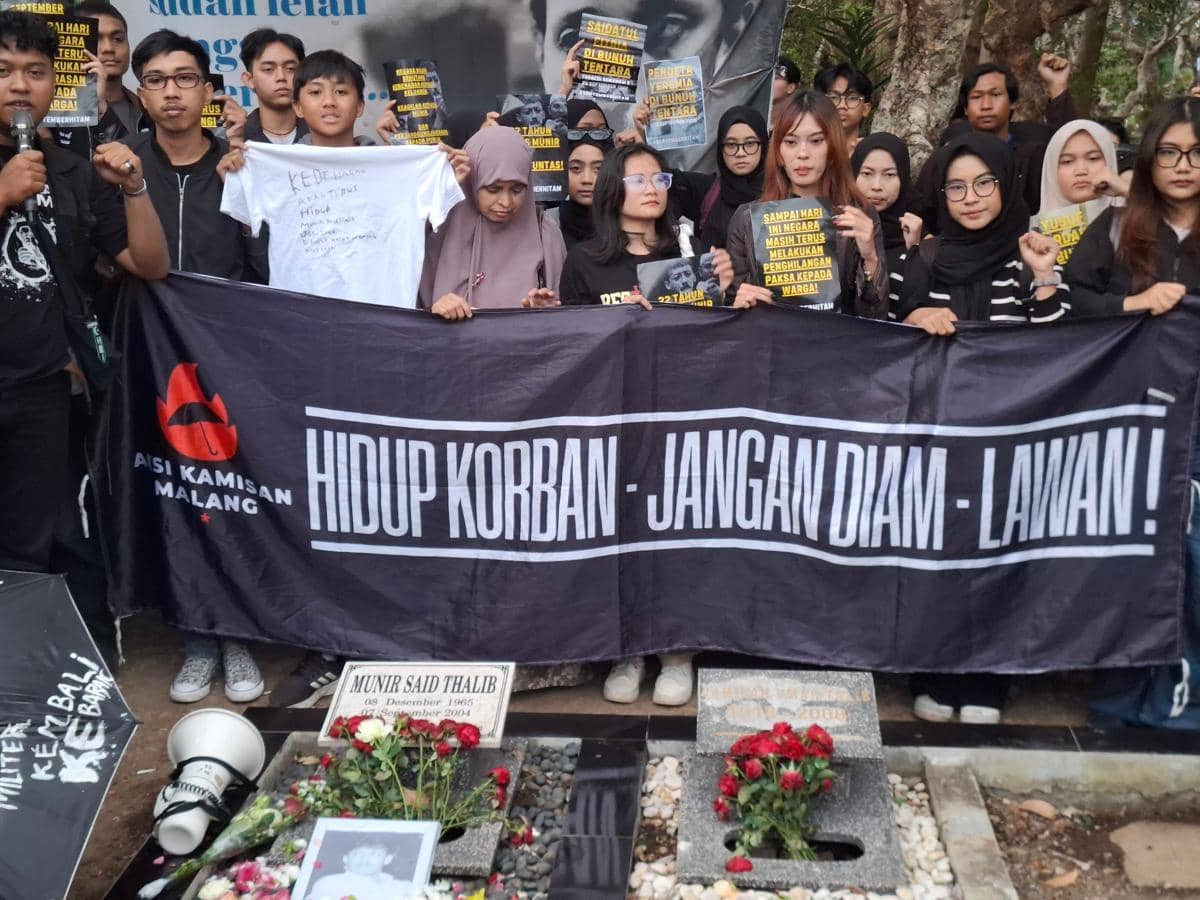 Suasana peringatan 22 tahun wafatnya aktivis HAM Munir dalam sebuah kegiatan publik yang didokumentasikan IDN Times.