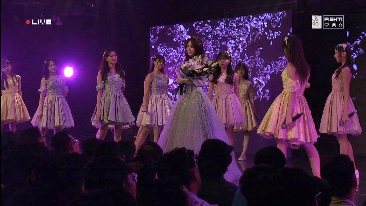 Momen kelulusan Alya JKT48