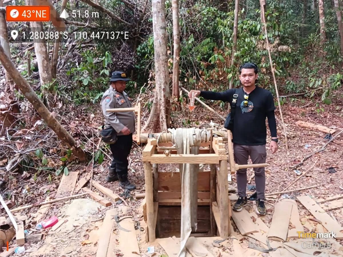 Empat Warga Ketapang Tewas saat Mencari Air di Lubang Bekas Tambang