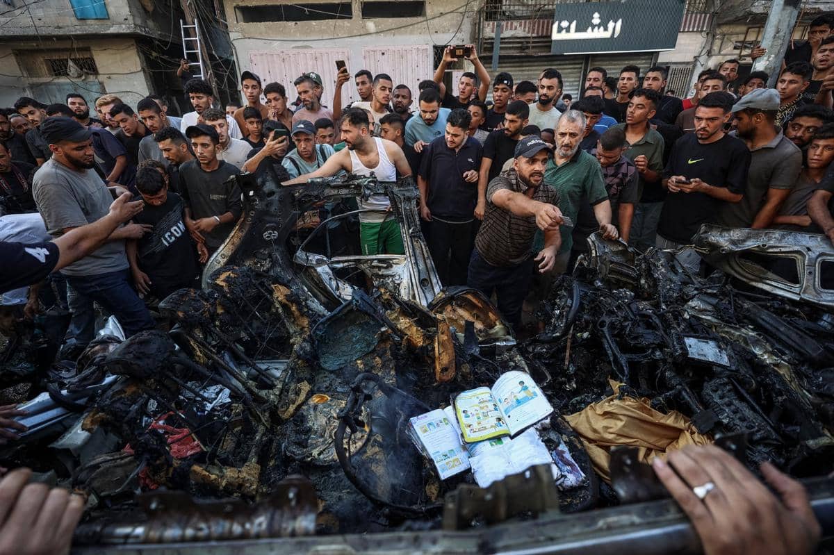 Serangan Israel Tewaskan Empat Orang di Gaza, Termasuk Ayah dan Anak