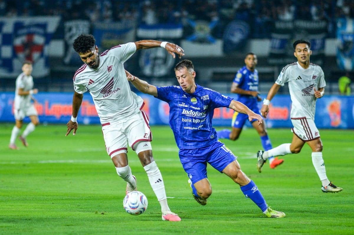 Usai Ditaklukkan Persib, Pelatih PSM Soroti Penurunan Fokus Pemain