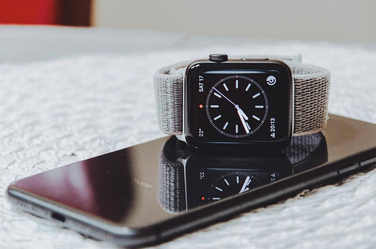 ilustrasi smartwatch