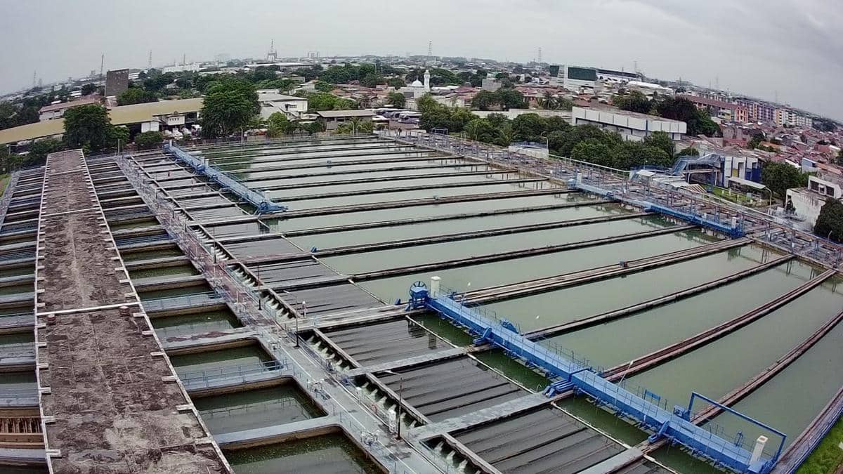 Abu Vulkanik Selimuti Jakarta, PAM Jaya Pastikan Kualitas Air Terjaga