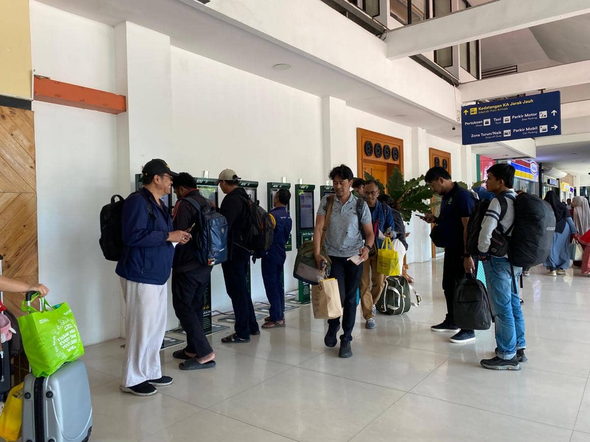 Penumpang Daop 8 Surabaya Naik 88 Persen Imbas Pembatalan Penerbangan
