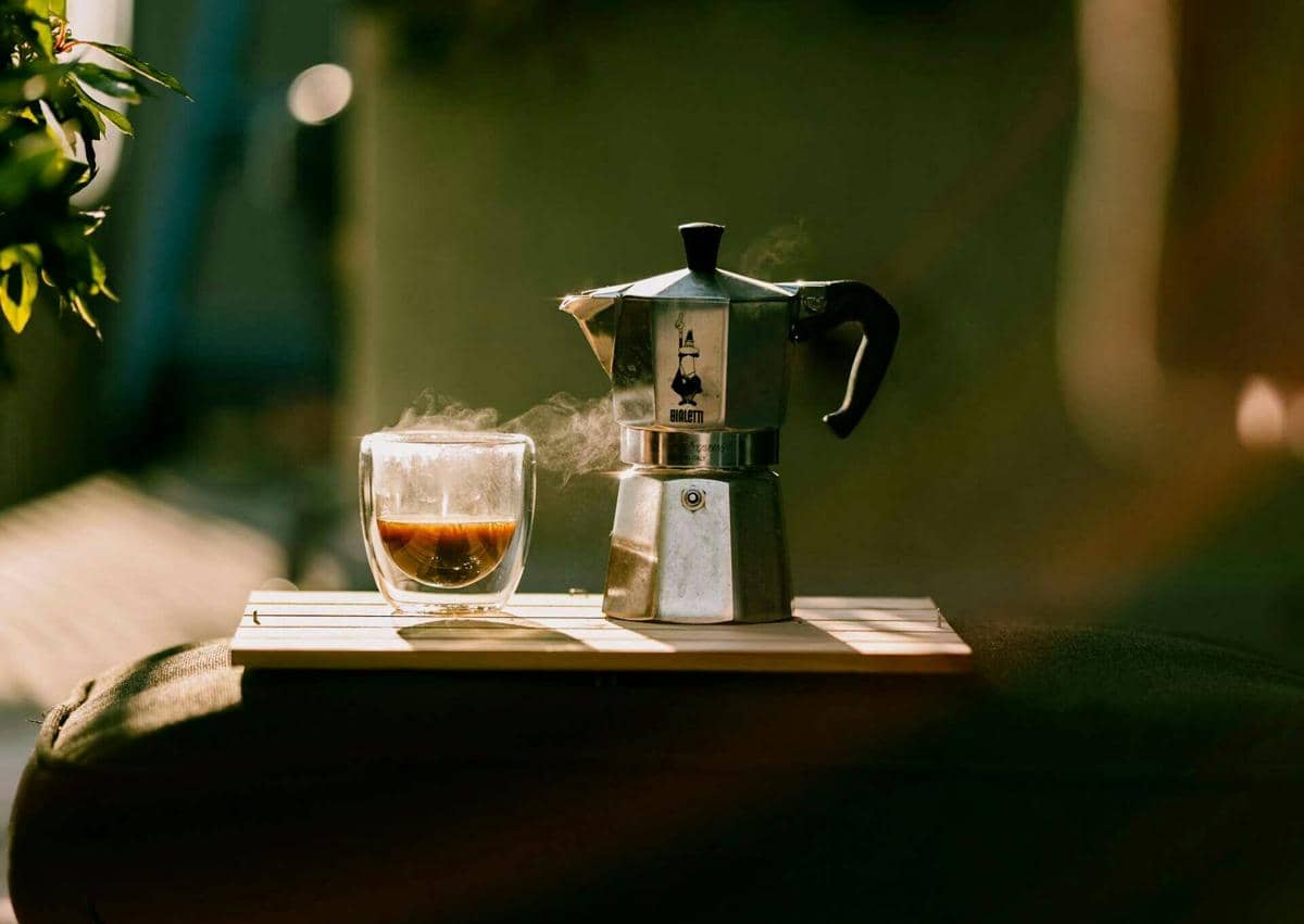 5 Alat Manual Brew untuk Pemula di Rumah, Wajib Punya!