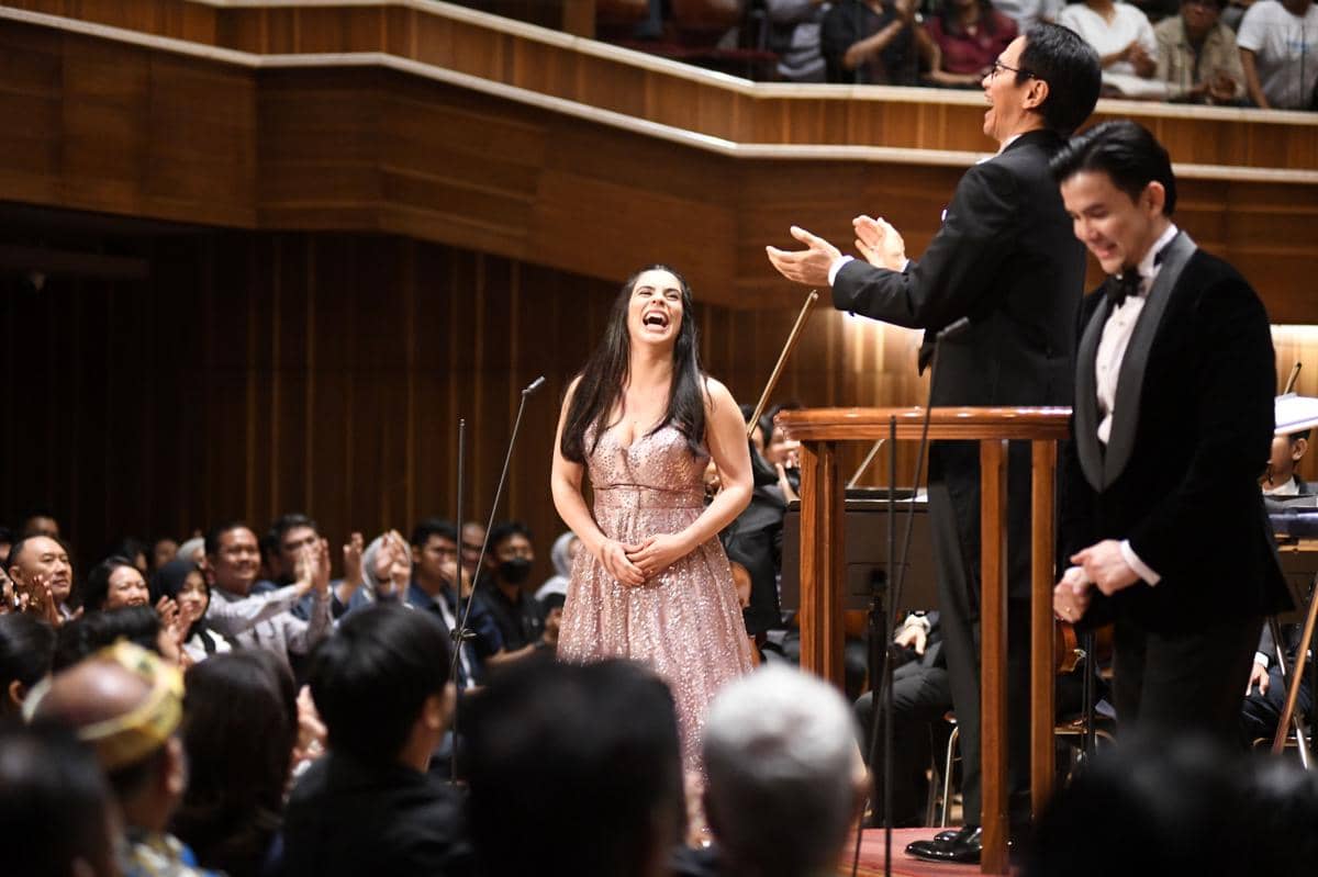 Photo 6 - Penyanyi sopran asal Puertorico, Meechot Marrero, Soprano Sydney Opera House, bersama dirigen Addie MS dan Oswin Wilke, Pentas 35 Tahun Twilite Orchestra, Aula Simfonia.jpeg