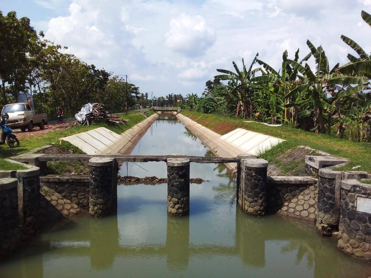 ilustrasi waduk