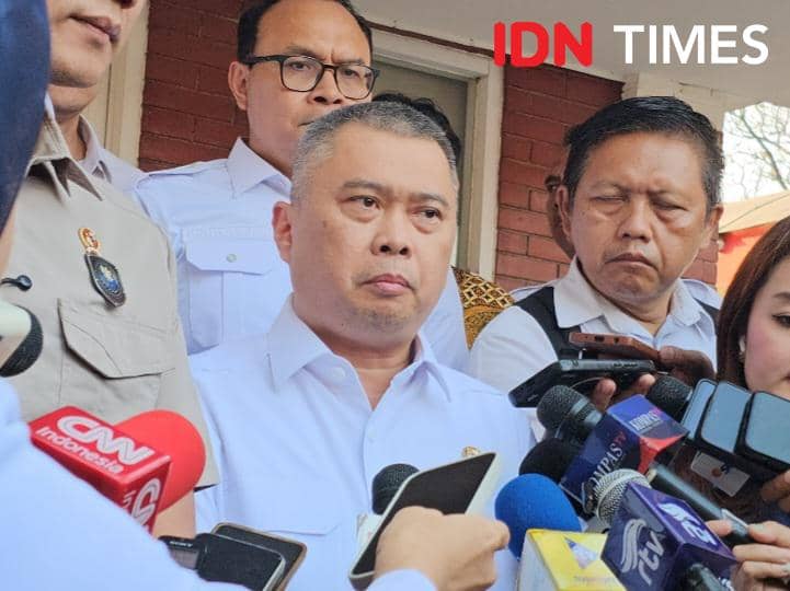 Menteri Perhubungan Dudi Purwagandhi dalam potret yang diabadikan oleh Maya Aulia Aprilianti untuk IDN Times.