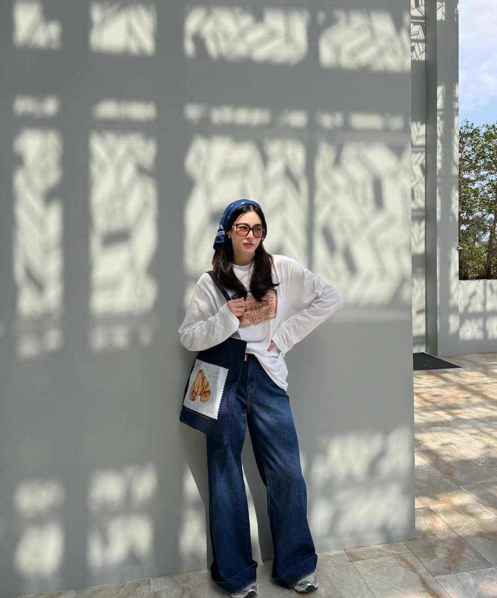 Inspirasi OOTD ala Lingling Kwong