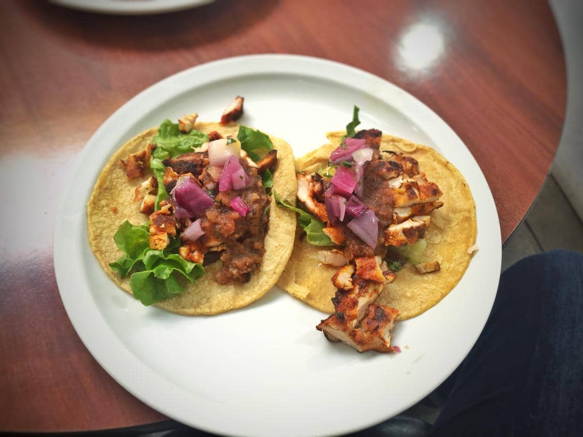 ilustrasi taco de pollo